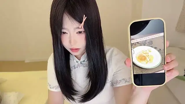 Onefiona's cam snapshot