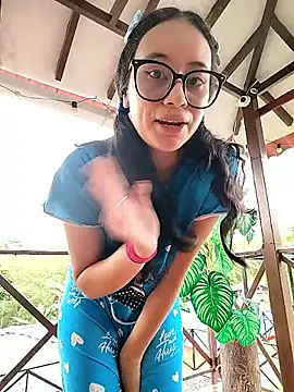 l0lita_emi live sex cam