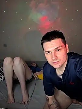 ToxyFoxyy's cam snapshot