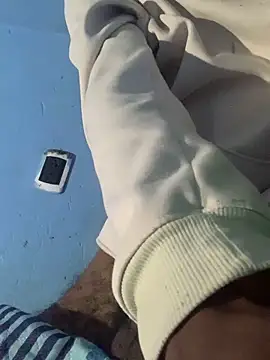 mondacuo3000 live sex cam