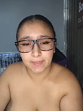 Cute_Penelope's cam snapshot