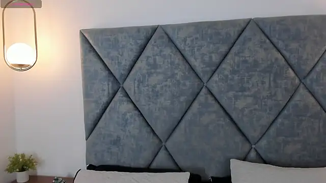 Lilith_Zamara_ live sex cam