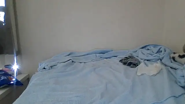 Ziphoo2's cam snapshot