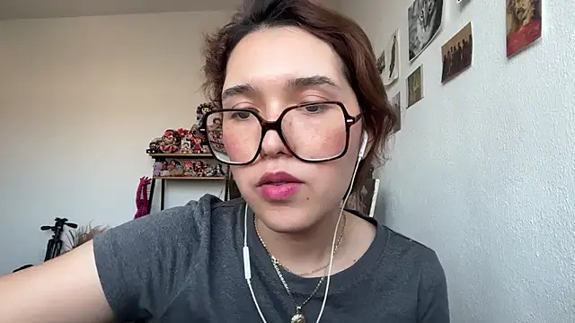 ShebaBonne's cam snapshot