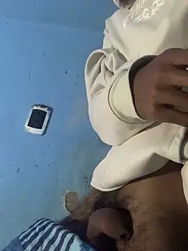 mondacuo3000's cam snapshot