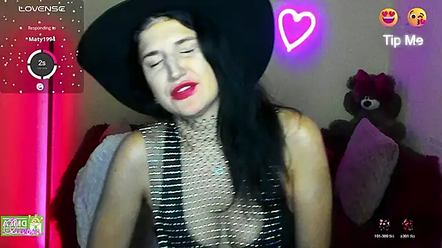 Alianna_Solo_Kisses live sex cam