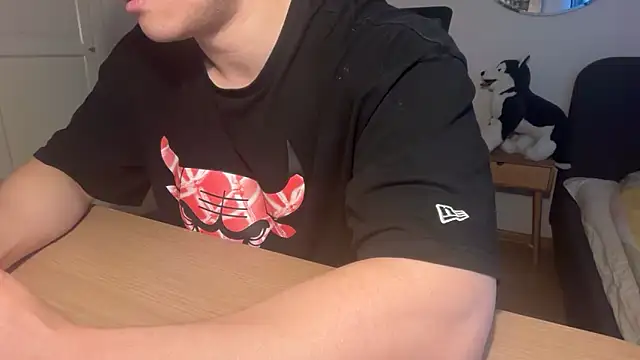 jungcock3210 live sex cam