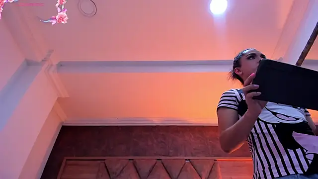 AudreyHayworth live sex cam