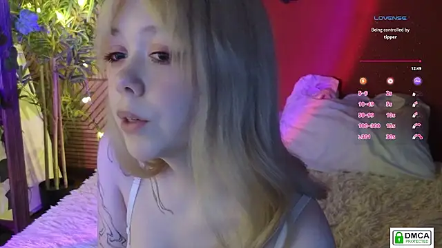 Rochelle_kitty's cam snapshot