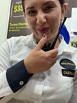 Megan-01-'s cam snapshot