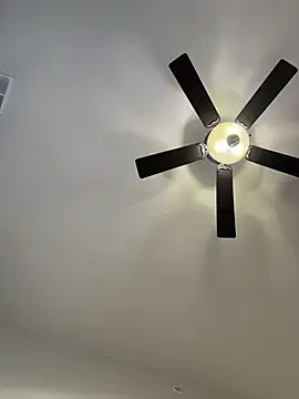 AllesandraLove live sex cam