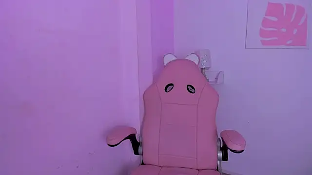 _vaiolet_owo's cam snapshot