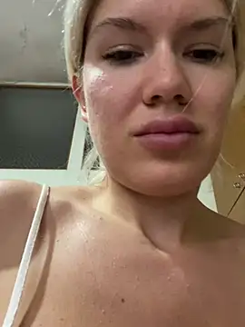 Keylili's cam snapshot