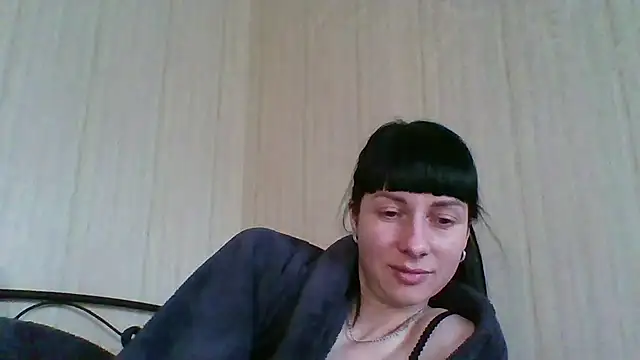 -Crystal-'s cam snapshot