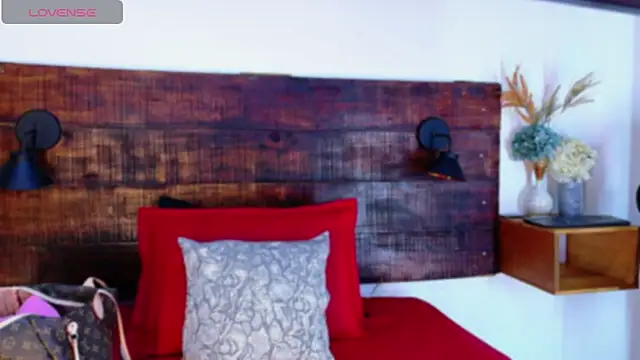 Celeste_sanz live sex cam