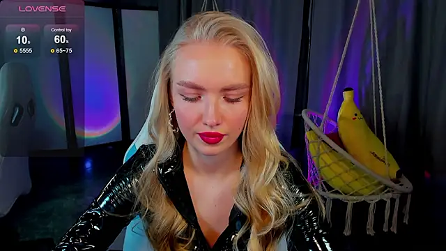 TessaGrays's cam snapshot