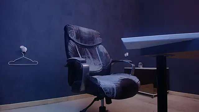 EnzoRace live sex cam