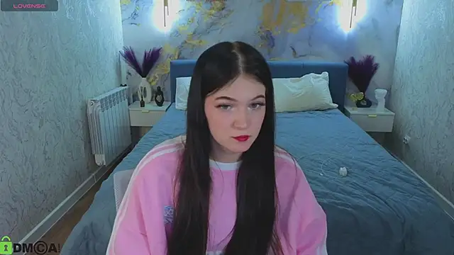 linajourney's cam snapshot