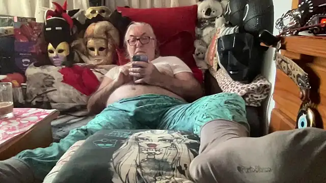 EroticVenetian live sex cam