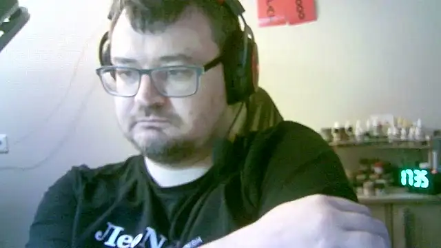 SirAbuser live sex cam