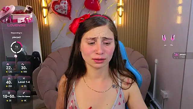 Ariana18_b's cam snapshot