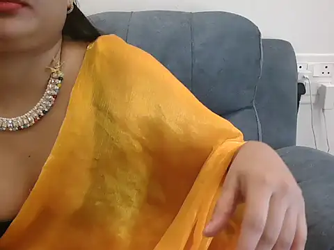 GoddessAyeshaA's cam snapshot