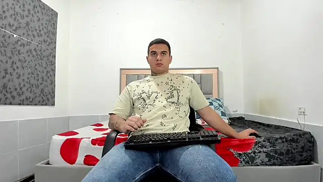 simookeler live sex cam