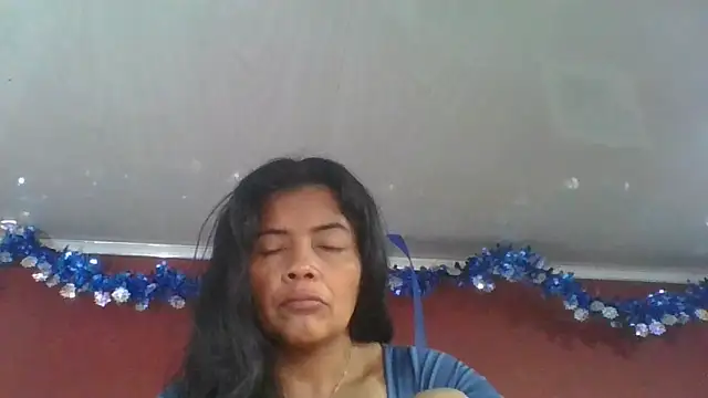 DianaOchoa_'s cam snapshot