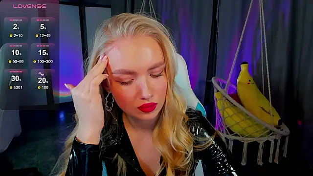 TessaGrays's cam snapshot