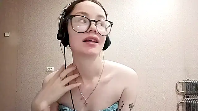 RomanceEncore's cam snapshot