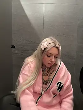 Chiibi's cam snapshot