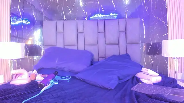 BustyGlow's cam snapshot