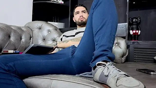 matteosantos live sex cam