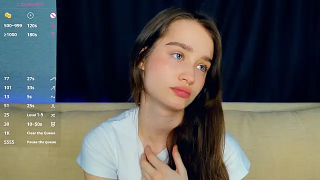 lovelyalivia live sex cam