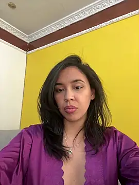 Esmerald_1111's cam snapshot