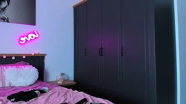 babybluesin live sex cam