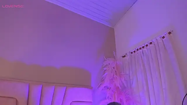 Axel_Creed live sex cam