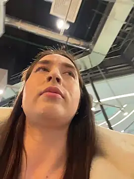 Holly_Play live sex cam