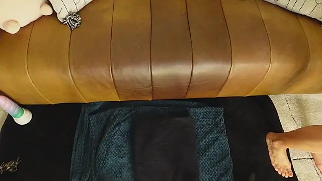 Taylorlove303 live sex cam