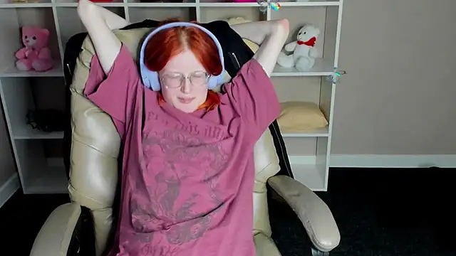 ElizabethHarpper's cam snapshot