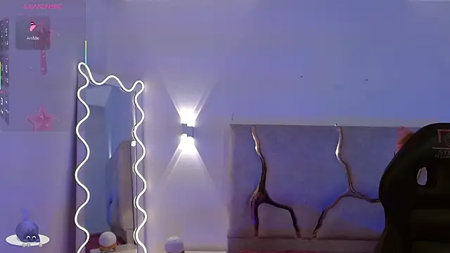 TINY_TAY's cam snapshot