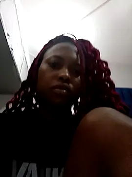 Sweethoneypot25's cam snapshot