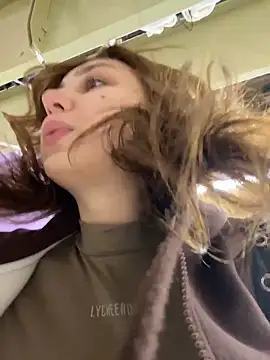 QuitieLia's cam snapshot