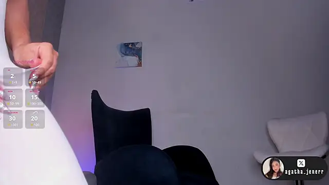 agatha_jener's cam snapshot