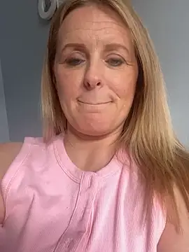 madamlillyrose's cam snapshot