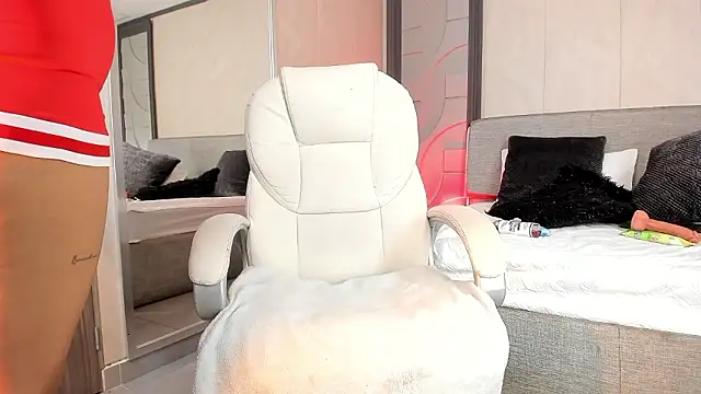 alicee_clark_'s cam snapshot