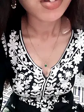 siya_rani67's cam snapshot