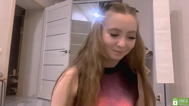 Fayalotyncute's cam snapshot