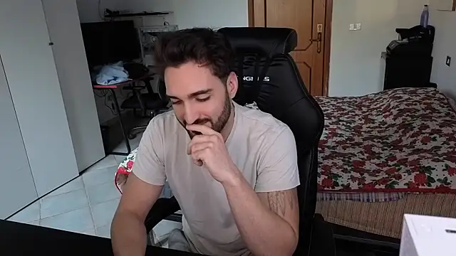 Al3xox02 live sex cam