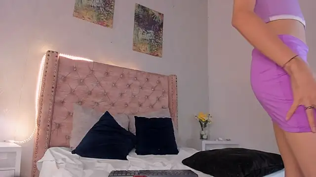 noah_lewiss live sex cam